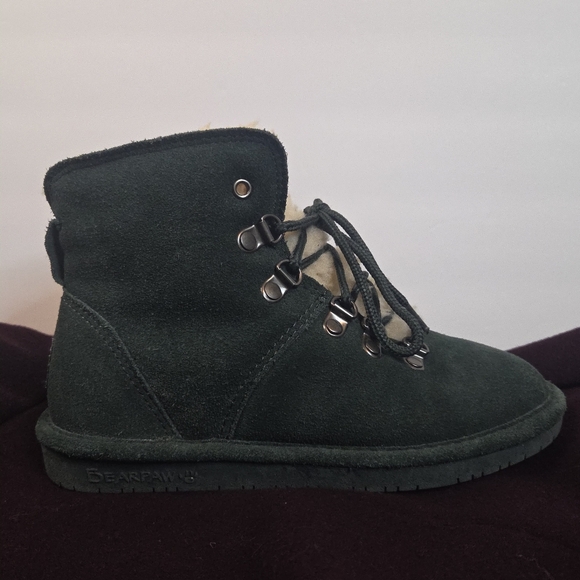 BEARPAW Kerri Dark Green Lace-Up Boots | Wool & Sheepskin | NeverWet™ | NWOT 6 - Picture 5 of 16